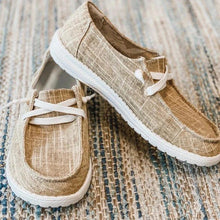 将图片加载到图库查看器,Women's Canvas Lace-Up Loafers