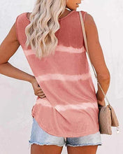 将图片加载到图库查看器,Casual Tie-dye Button T-shirt