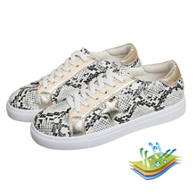 将图片加载到图库查看器,Snakeskin Star Design Lace-Up Sneakers