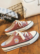 将图片加载到图库查看器，Sweet daisy canvas shoes &amp; Love hidden in the heart
