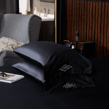 将图片加载到图库查看器，Egyptian Black Duvet Cover &amp; Sheet Set
