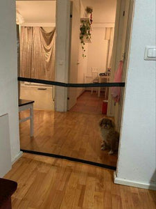 PORTABLE KIDS &PETS SAFETY DOOR GUARD