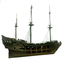 将图片加载到图库查看器，DIY Black Pearl pirate ship-really proportional
