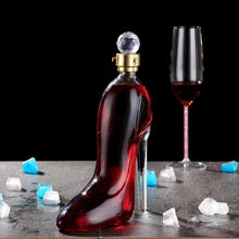 将图片加载到图库查看器，High heeled shoe shaped decanter（With sealing strip）
