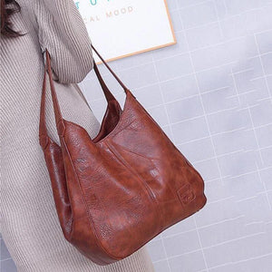 Women's vintage leather handbag